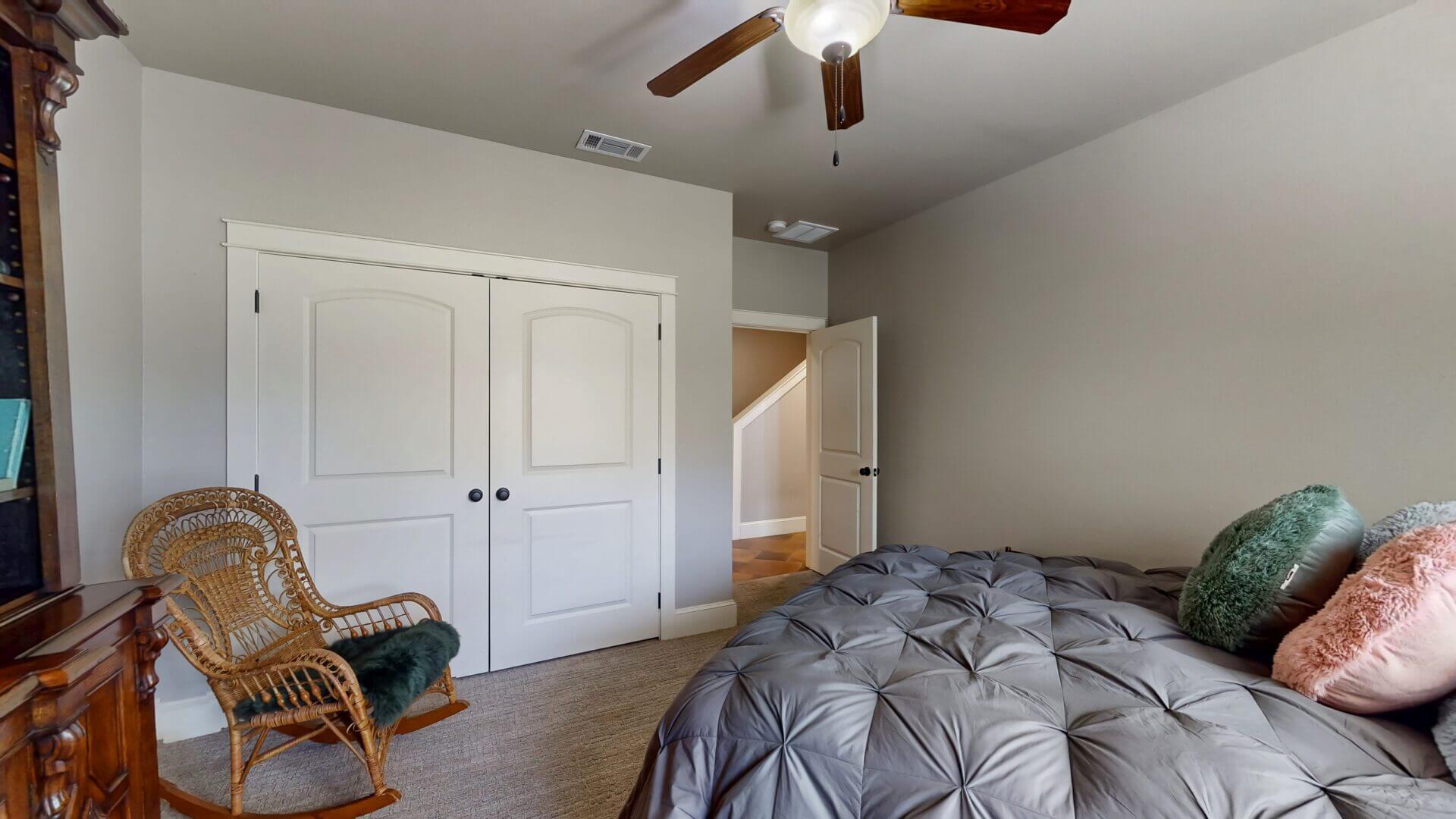 Modern bedroom decor with pillows